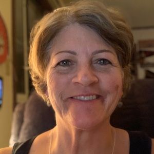 Meet your Posher, Carrie